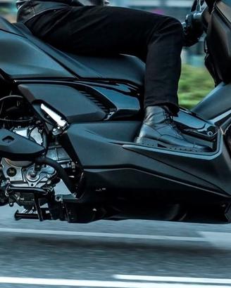 Cerchi originali xmax 300 come nuovi cerchio