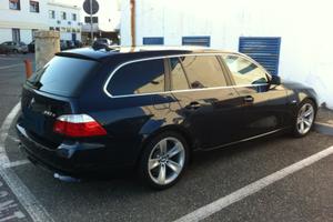 BMW 520 D TOURING 2009 (E61)