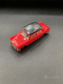 Fiat 1800 prodotto negli anni '60 politoys