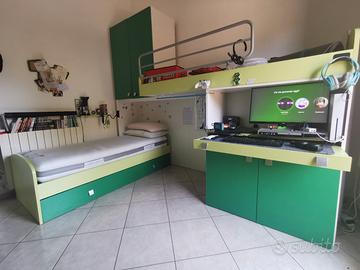 Cameretta 3 posti letto + scrivania a scomparsa 