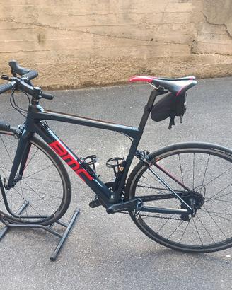 bici da strada BMC
