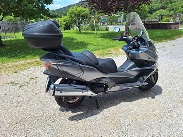 Scooter 400 - Honda SW-T400 - 2011