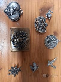 Fibbia ciondoli e spille Tirol