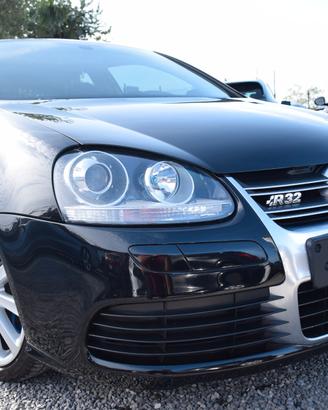Volkswagen Golf R32 3.2 VR6 4mot. 3p. DSG 250CV