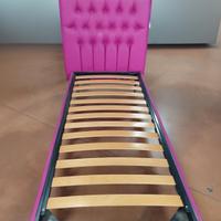 Letto con testiera nuovo