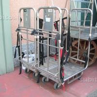 Carrelli in acciaio