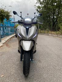 Piaggio Beverly 400 anno 2022