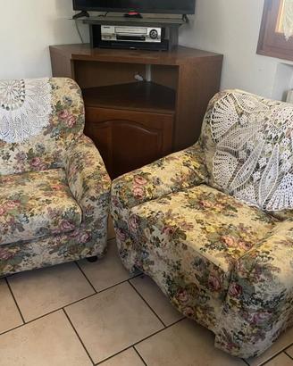 Coppia di poltrone vintage floreali sfoderabili
