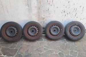 Gomme Michelin 185/60/r15