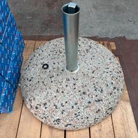 Base ombrellone in cemento