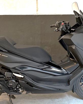 Honda Forza 350 nero
