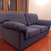 Divano biposto sfoderabile in buone condizioni