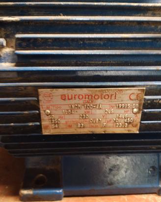 motore elettrico 220v  2,5 hp