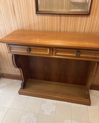 Consolle in legno con due cassetti e ripiano