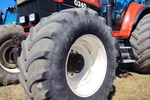 Trattore agricolo G240