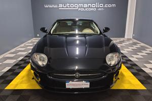 Jaguar XK 4.2 V8 Coupé