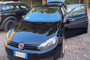 VOLKSWAGEN GOLF 1.6 TDI 6serie 2012