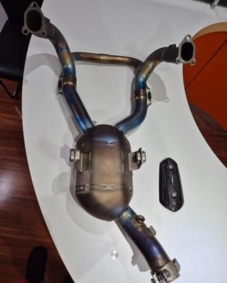 Akrapovic BMW GS 1300 2025 RR SCARICO SPORTIVO RR