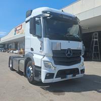 B424 - Trattore stradale Mercedes Actros 18.45