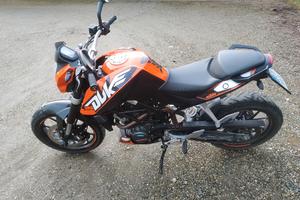 KTM duke