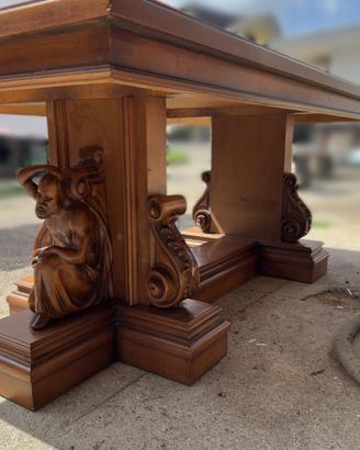 Tavolo in legno massello