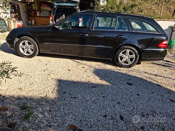 Mercedes Classe E270