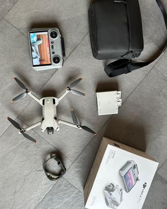 DJI Mini 4Pro fly more combo (DJI RC 2)