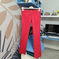 Pantaloni estivi con bottone gioiello