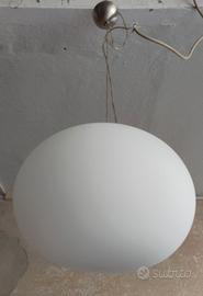 Lampadario a Globo Ovale in Vetro Bianco Opaline