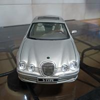 MODELLINO AUTO JAGUAR S-TYPE 1999 MAISTO  1:18