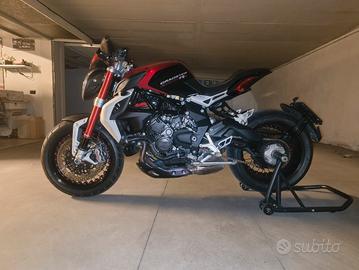 MV AGUSTA DRAGSTER BRUTALE 800 RR 2016