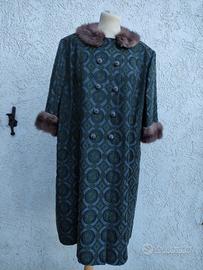 cappotto con pelliccia vintage 