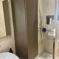 Colonna bagno sospesa