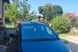 Auto Zafira 