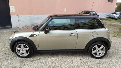 Mini 1.6 16V Cooper Chili