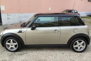 Mini 1.6 16V Cooper Chili