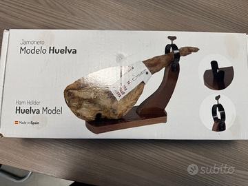 JAMONERO SERRANO Y PATANEGRA