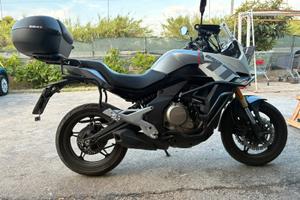 CF Moto MT 650 2023