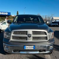 DODGE RAM 1500 LARAMIE V8 HEMI AUTOCARRO GPL