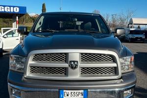 DODGE RAM 1500 LARAMIE V8 HEMI AUTOCARRO GPL