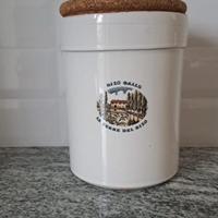 Contenitore barattolo ceramica bianca.