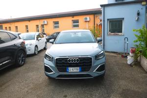 Audi Q2 35 TDI quattro S tronic Identity Black