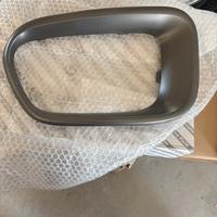 Cornice fendinebbia paraurti ant sx fiat 500 sport