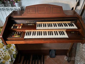 Organo