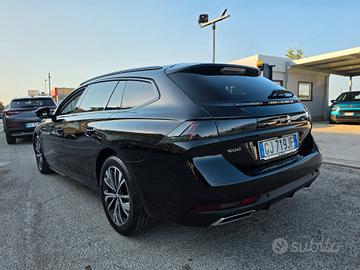Peugeot 508 BlueHDi 130 Stop&Start EAT8 SW Allure 