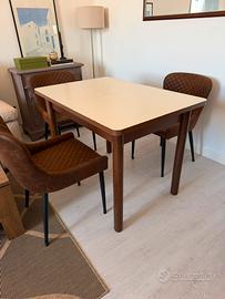 Tavolo da pranzo in legno allungabile