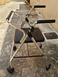 Deambulatore per anziani