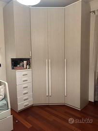 Armadio grande moderno