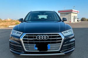 Audi Q5  S Tronic 4x4  - 190 cavalli - anno 2018 -
