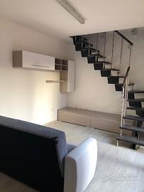 Trilocale luminoso in centro via Tirso